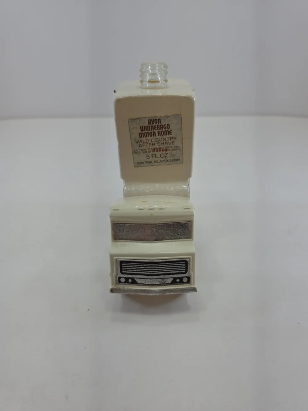 Vintage Avon Winnebago Motor Home Decanter Wild Country After Shave RV Figural